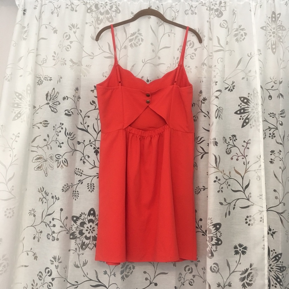 Cute Pixley pocket dress w/scallop neck & pockets.